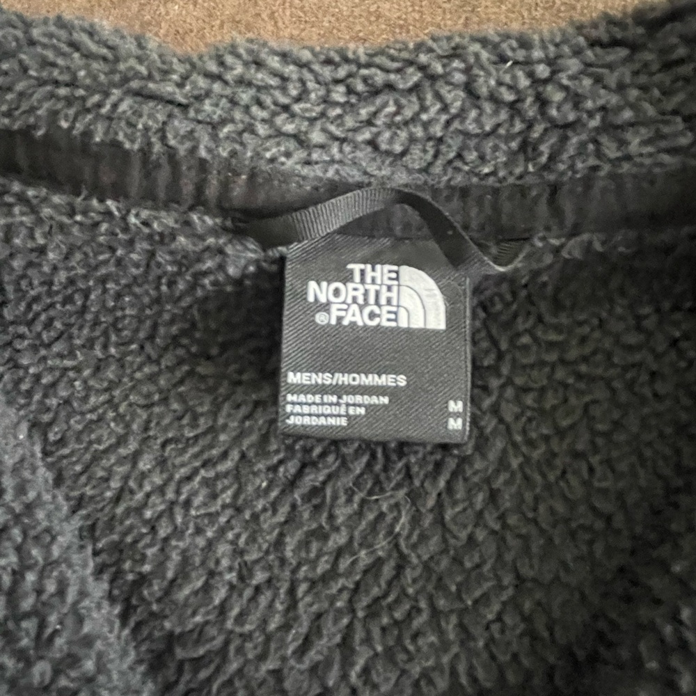 The Northface Men’s Leo Black 1/4 Zip Sweater Pullover Size Medium - Picture 4 of 8